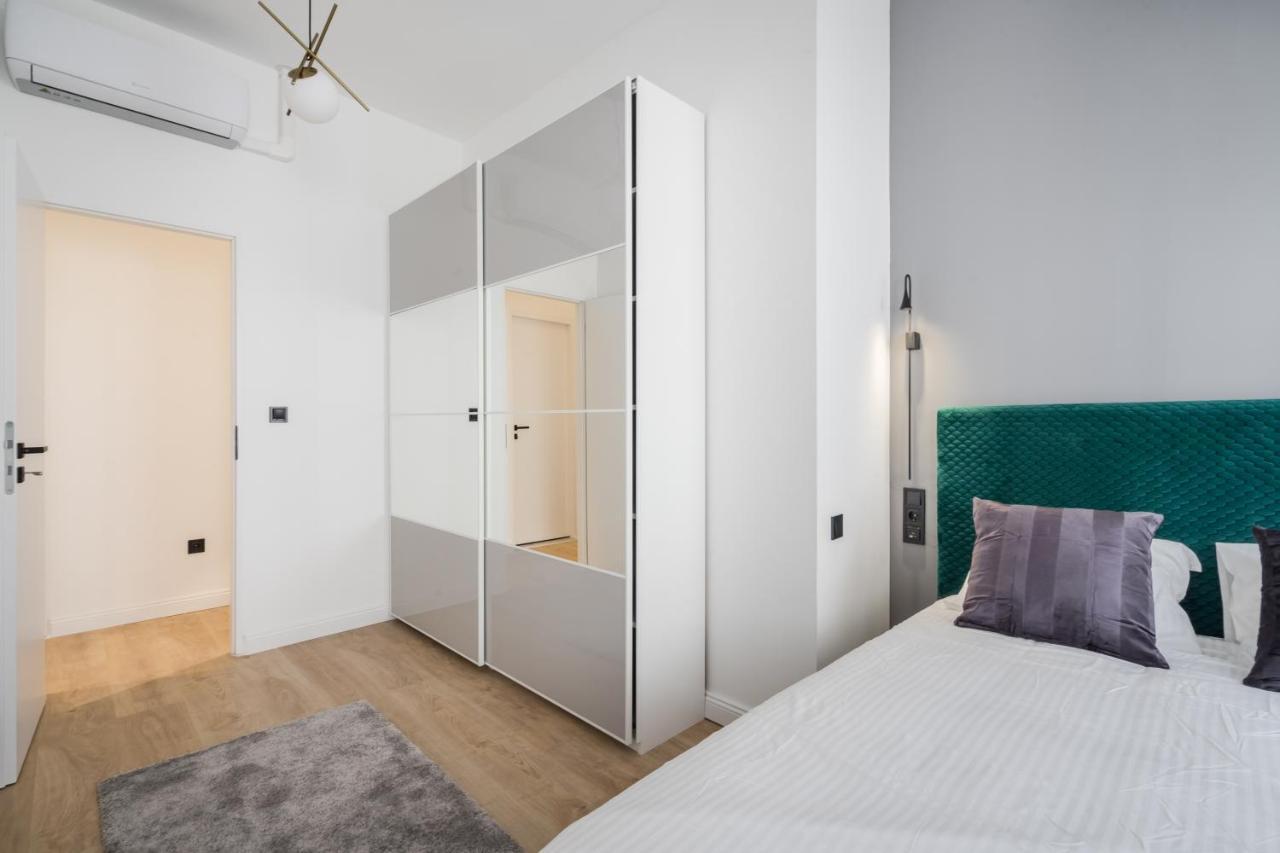 Tilia Luxury Apartment - 3 Bedrooms With Ac Budapest Bagian luar foto